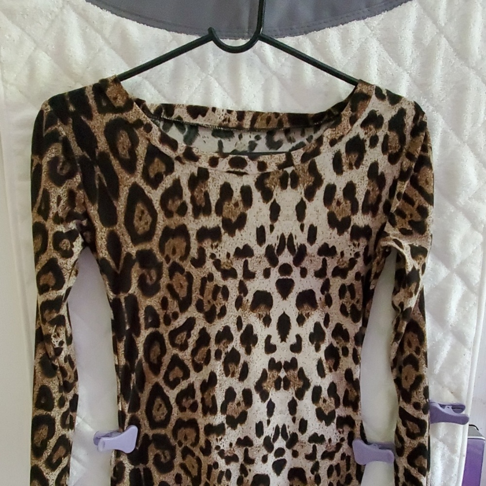 Dress - Picture 2 of 3